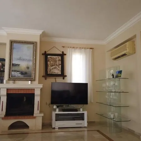 וילה 4 Bed Detached Villa Calis Beach Fethiye *