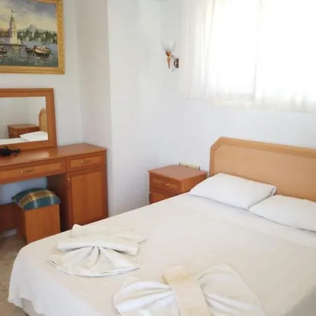 4 Bed Detached Villa Calis Beach Fethiye וילה פאטהיה